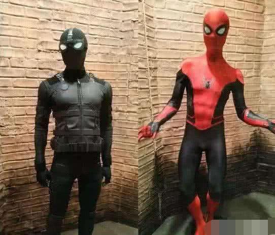 Spiderman costume cosplay